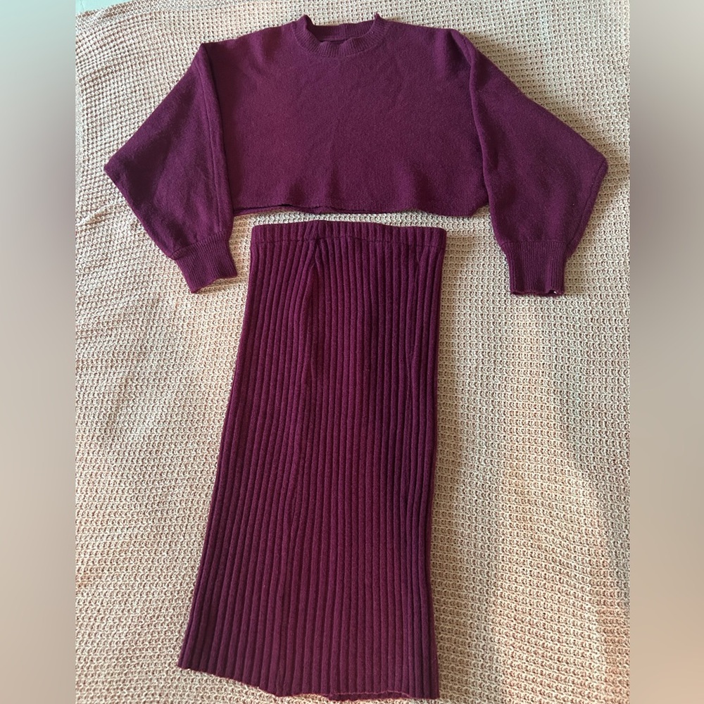 Burgundy knit set - perfect for fall and winter . Super cute !!!